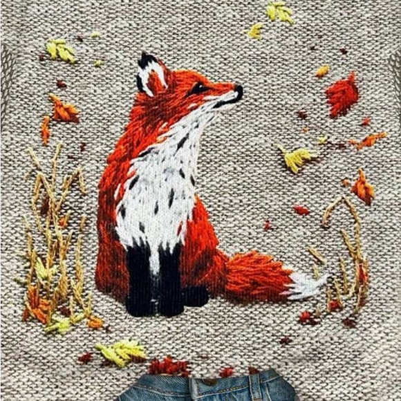 Fox Pattern Loose Pullover Sweater With Faux Embroidery Design - Picture 3 of 4